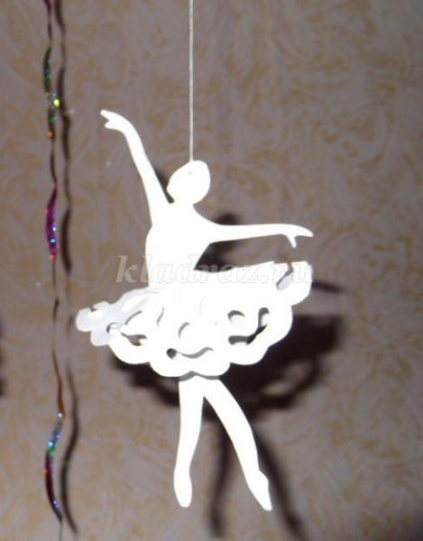 Снежинка-балерина из бумаги: шаблон со схемой и фото