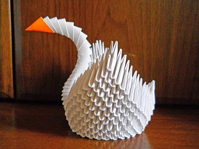 Оригами лебедь из треугольных модулей - схема сборки и мастер-класс