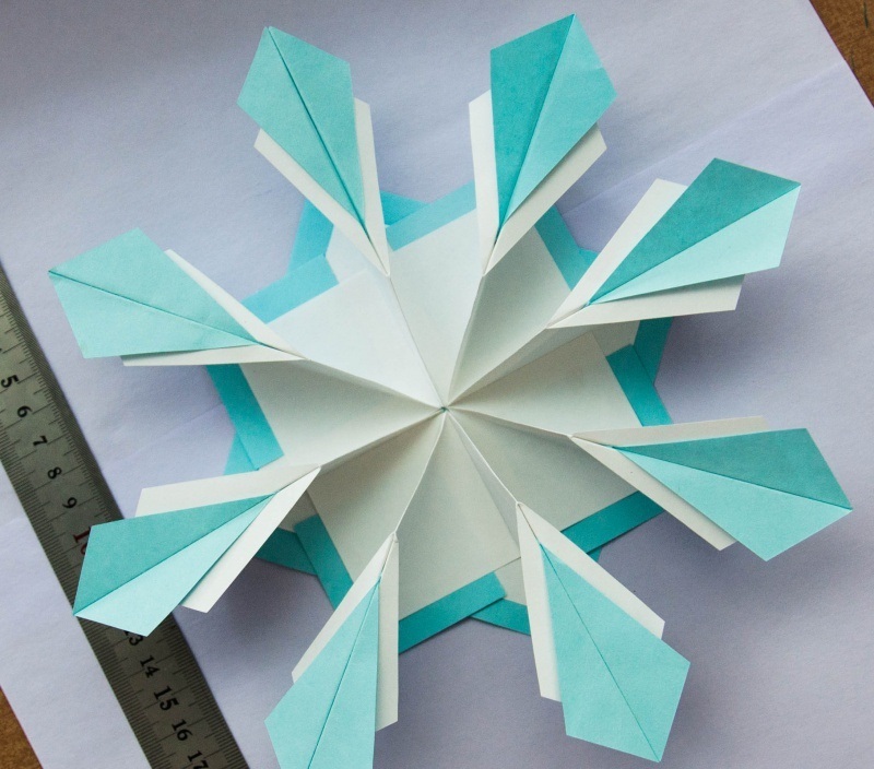 Снежинка оригами, фото 6
