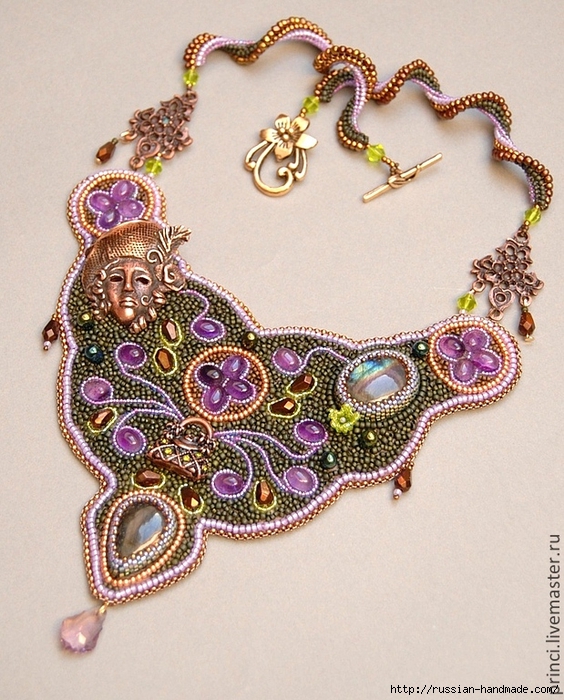 Обшиваем кабашон бисером. Очень красиво (38) (564x700, 356Kb)
