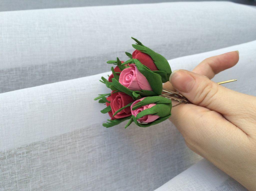 На сегодняшний день популярными являются красивые бутоны роз из фоамирана