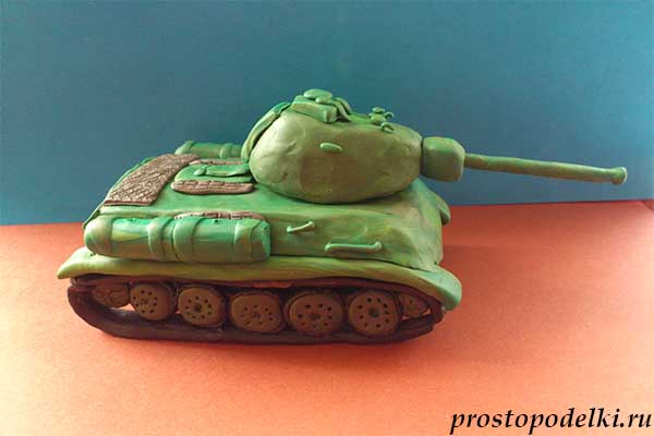 Танк Т-34 из пластилина-19