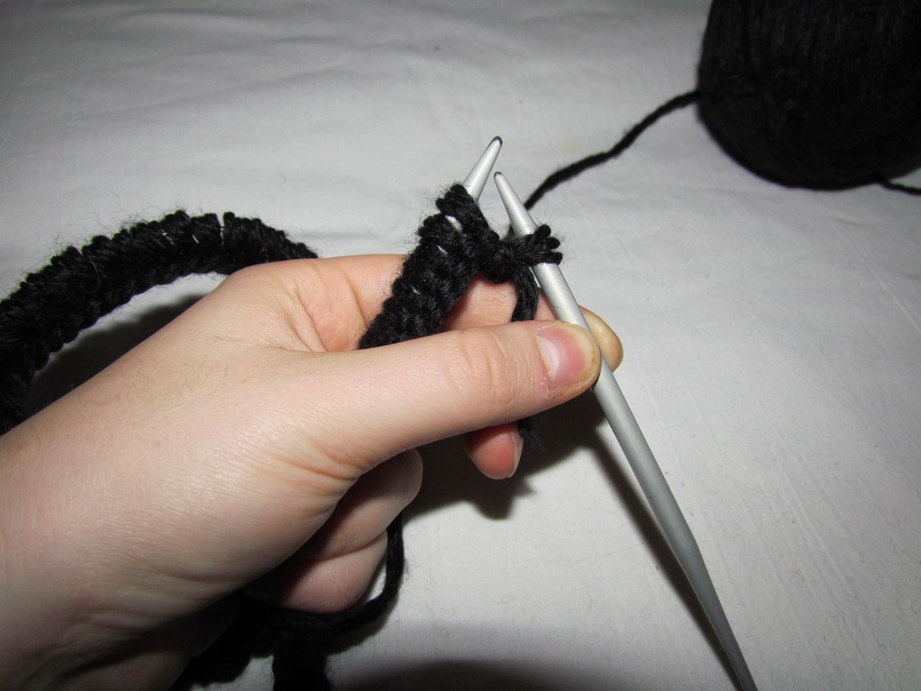 Вязание шарфа-снуда спицами (5)