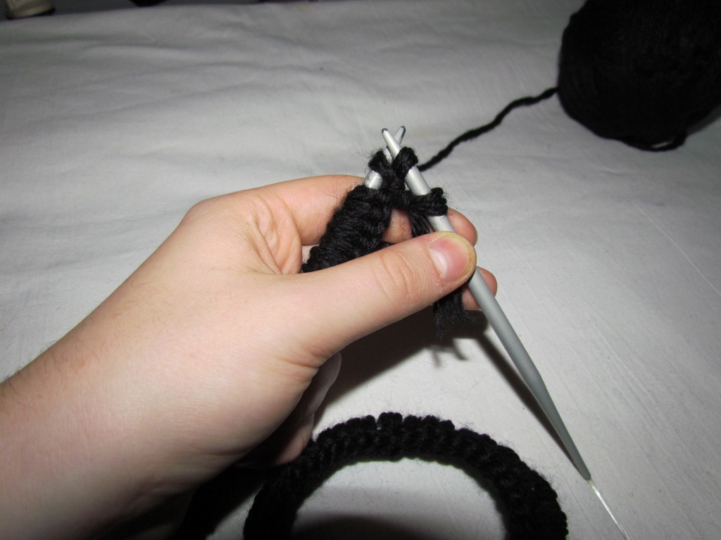 Вязание шарфа-снуда спицами (6)