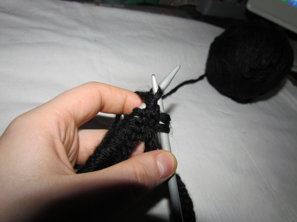 Вязание шарфа-снуда спицами (8)