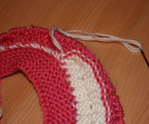 как связать капор спицами 5