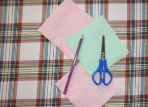 как сделать розу из салфетки 1