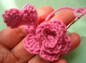 как украсить берет своими руками5