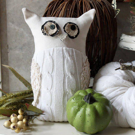 diy-owl-from-old-white-sweater