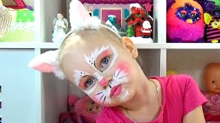 Алиса стала КОШЕЧКОЙ Аквагрим для детей Новогодние сюрпризы!!! Alice CAT face painting for kids