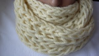 Вязание снуда узором пышная резинка спицами.Knitting pattern LIC magnificent gum spokes.