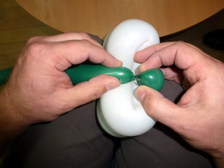 Как сделать ромашку из шаров для моделирования